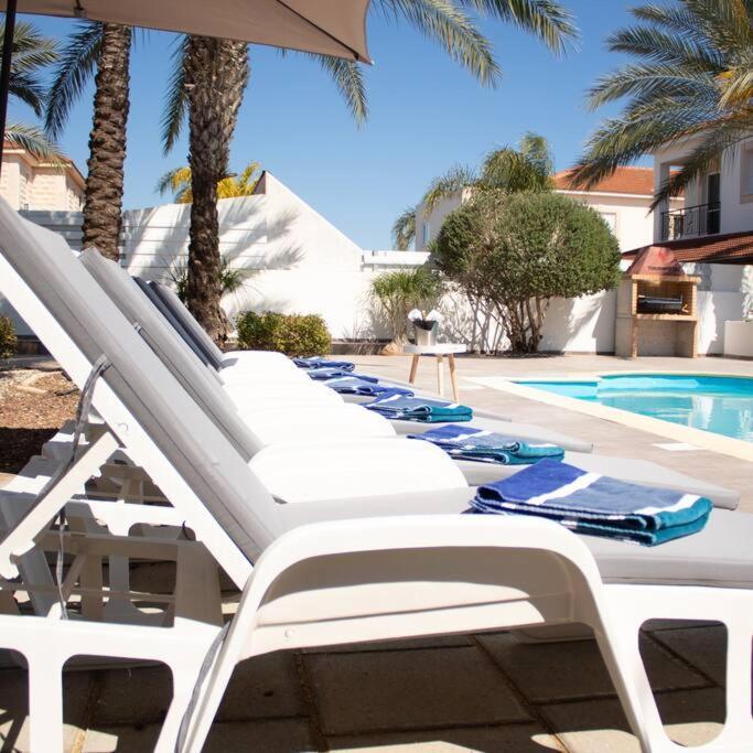 Villa Artemis Larnaca Exterior foto